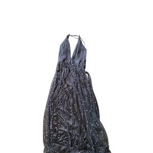 Elegant Pearl Black Tulle Evening Gown